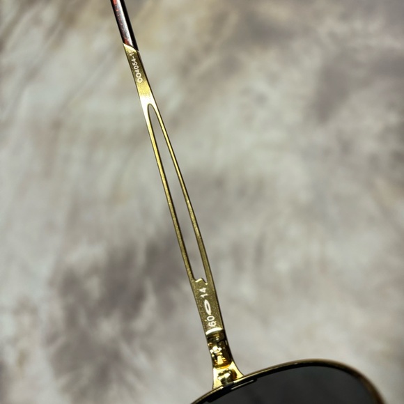 Authentic Oakley blue green mirror gold frame aviators - Picture 7 of 10